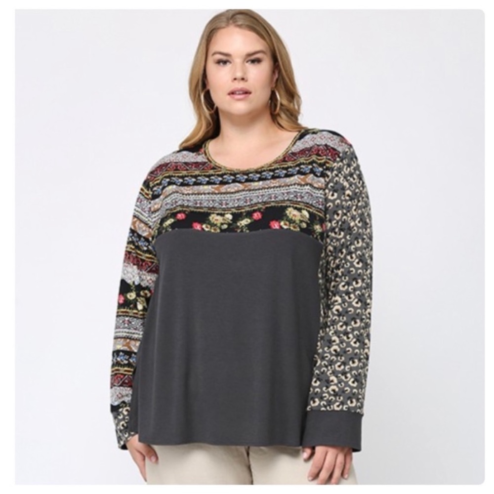 NEW Solid & Printed Top Size 2X - Picture 2 of 5
